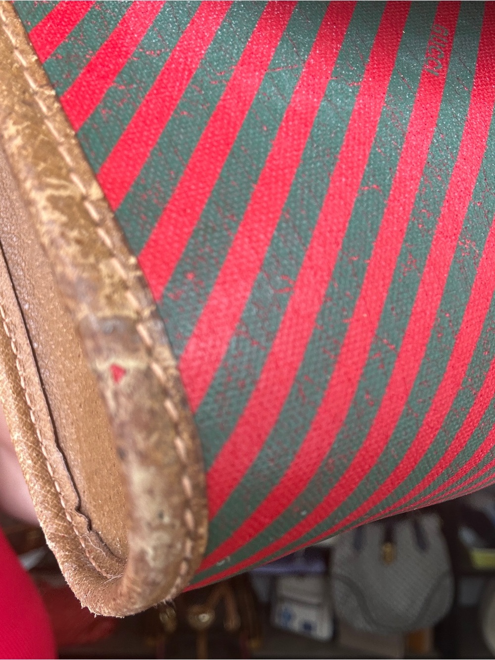 Vintage Gucci Accessory Collection Red Green Stripe Envelope Clutch COA - Picture 13 of 17